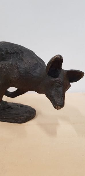 Kangourou en mouvement

Sculpture en bronze...