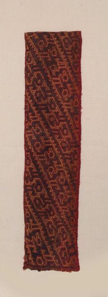 Fragment de textile

A décor de serpents...