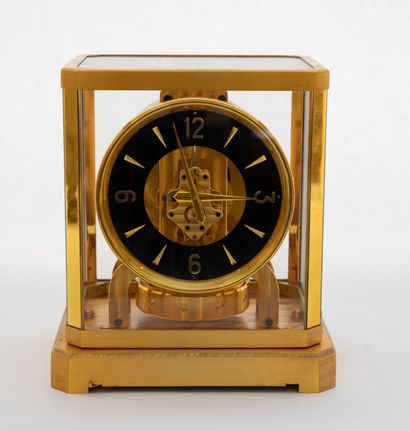 Pendule de cheminée ‘Atmos’ signée ‘Atmos...