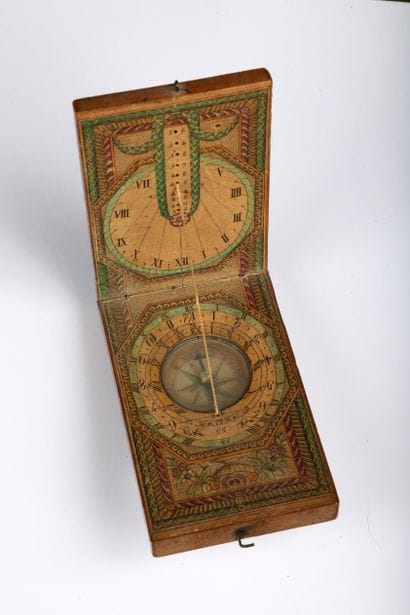 Portable diptych sundial in wood and printed...