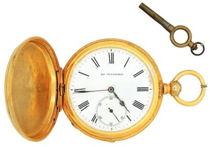 Montre à ancre savonnette en or guilloché,...