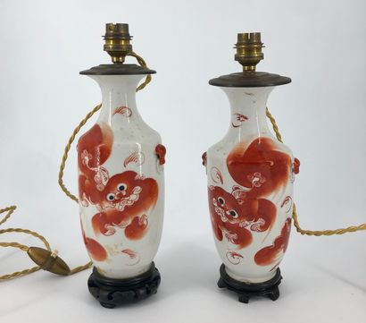 China, 20th century,



Pair of small porcelain...