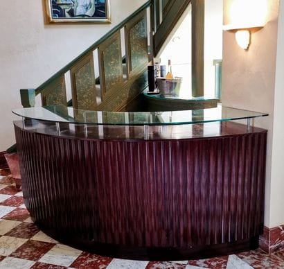 B. C. Bertrand DECORATION ET ARCHITECTURE...