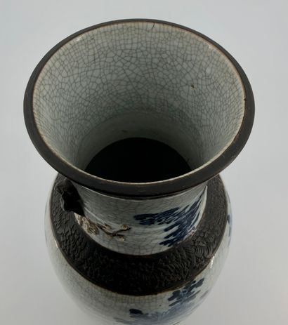 Baluster vase in cracked porcelain, decorated...