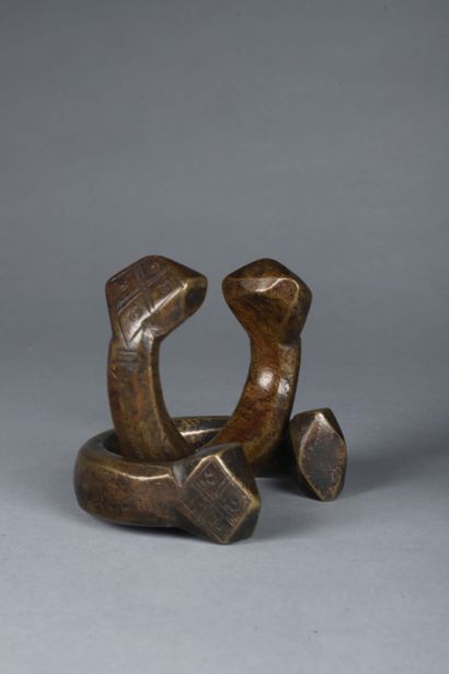 Lot de deux bracelets Touareg, Niger

Alliage...