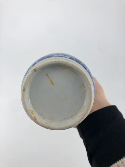 
White porcelain scroll vase with blue underglaze...