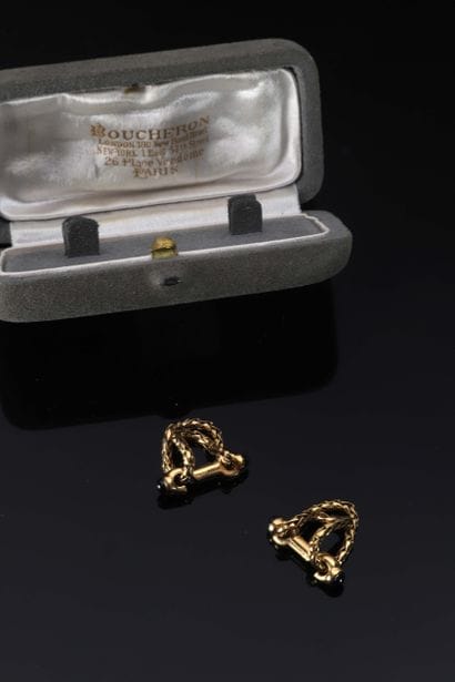Boucheron. Paire de boutons de manchette...
