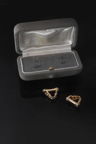 Att. à Boucheron. Paire de boutons de manchette...