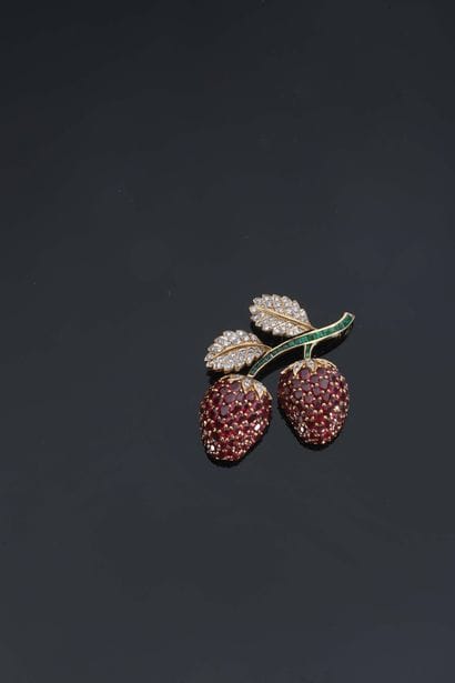 Broche pendentif figurant une branche de...