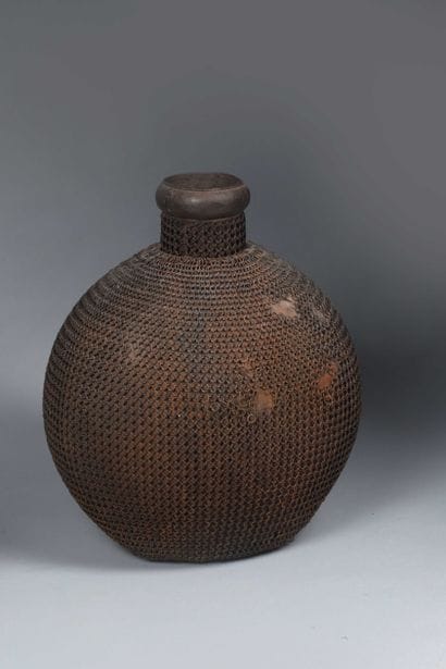 Receptacle, Africa

Iron

H.



Vase in cast...