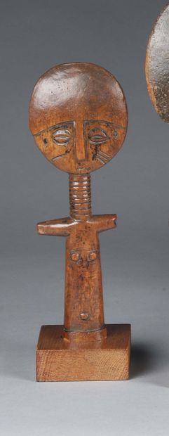 Poupée akuaba Ashanti, Ghana

Bois à patine...