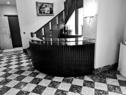 B. C. Bertrand DECORATION ET ARCHITECTURE...