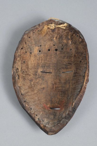 Masque Dan Mano, Libéria, Côte d’Ivoire

Bois...