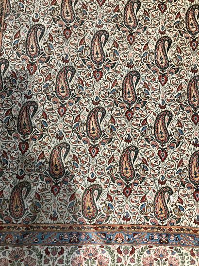 IRAN
Tapis Ghoum 
Chaîne et trame coton velours...
