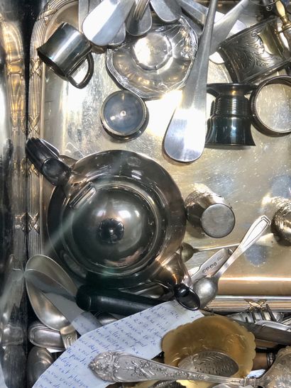 METAL ARGENTE ET ARGENTERIE
Important lot...