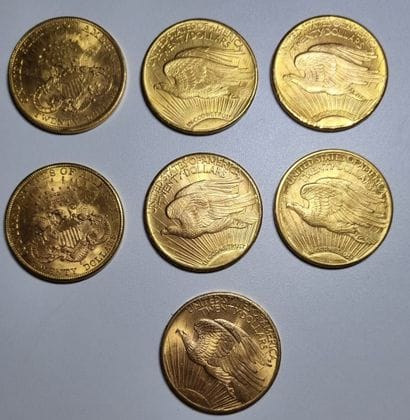 USA
Lot de 7 pièces de 20 Dollars or:
2 pièces...