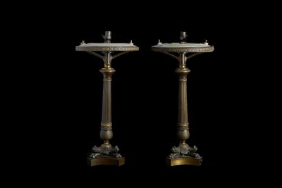 Paire de lampes tripodes à une lumière en...