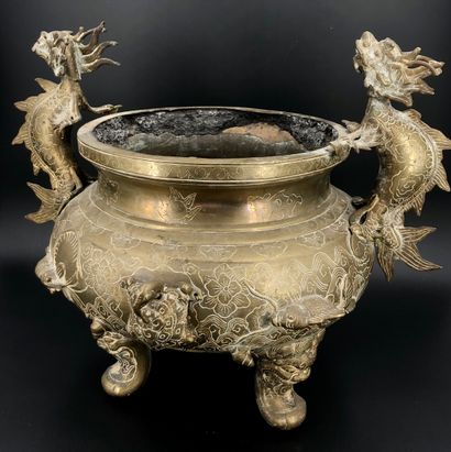 Indochine XXe siècle,

Important brûle encens...