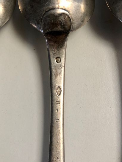 Ménagère de 12 couverts (12 grandes cuillers...
