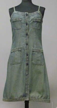 CHANEL circa 1968/70
ROBE à fines bretelles...