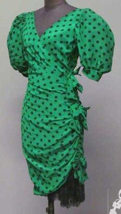 Isabelle ALLARD, circa 1985
ROBE portefeuille...