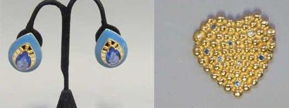 Yves Saint LAURENT
PAIRE de CLIPS pour oreilles...