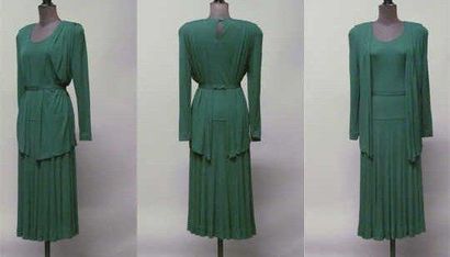 Jean MUIR, circa 1975/78
ROBE en crêpe jersey...