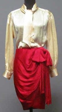 Yves Saint LAURENT
Rive gauche, SAINT LAURENT...