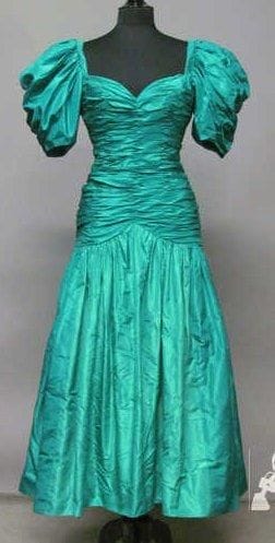 Loris AZZARO
Couture, circa 1978 ROBE en...
