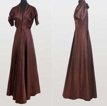 GRES
Haute Couture, circa 1948 ROBE d'intérieur...