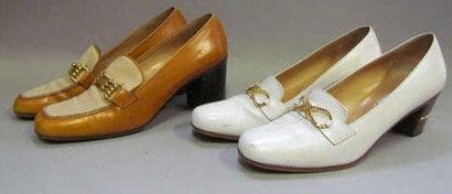 CELINE, circa 1975
Lot comprenant DEUX PAIRES...