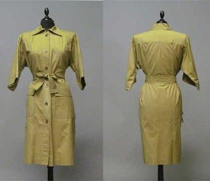 SAINT LAURENT Rive Gauche, circa 1980
ROBE-CHEMISE...