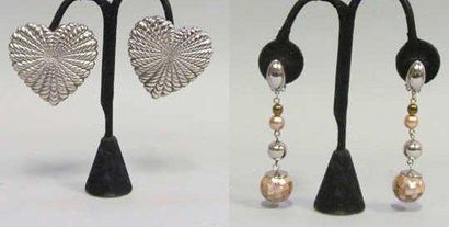 GOOSSENS, UNGARO
PAIRE de CLIPS d'OREILLES...