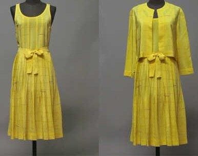 CHANEL
Créations, circa 1980 ROBE en crêpe...