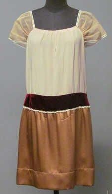MIU MIU
ROBE fluide en crêpe et satin de...