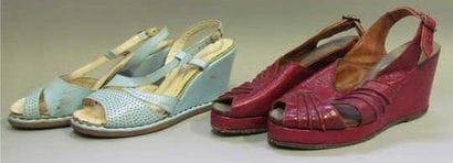 ANONYME,
BATA Luxe circa 1945 Lot comprenant...