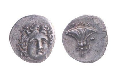 CARIE, Pérée de Rhodes (vers 350-300). Drachme...