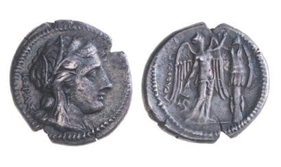 GRÈCE
Lot de 9 p. antiques dont 6 tétradrachmes...