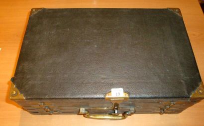 Valise-cassette pour porter montres et b...
