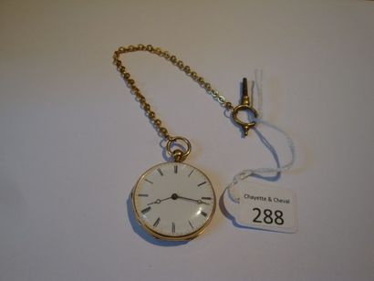 Montre de col en or gravé avec échappement...