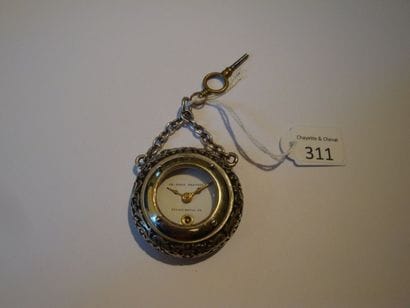 Montre à cylindre demi-savonnette en argent...