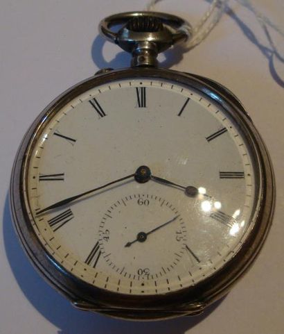 Montre à cylindre en argent signée 