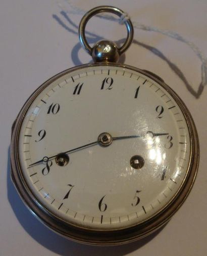 Montre à verge en argent à sonnerie au passage....