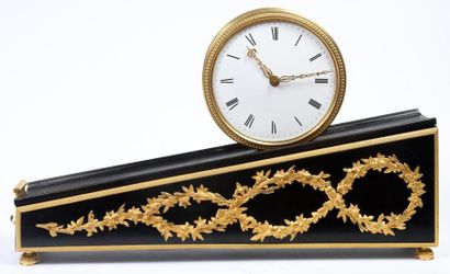 Horloge à poids à huit jours roulant sur...