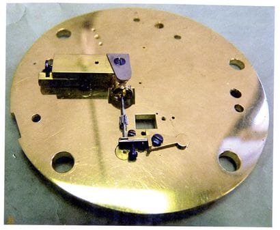 Horloge à poids à huit jours roulant sur...