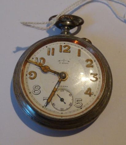 Montre-réveil en acier