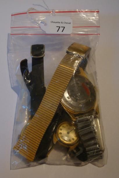 Quatre montres-bracelet, dont une Omega femme...