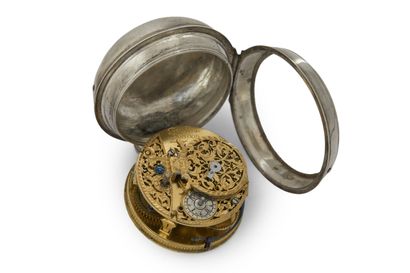 MONTRE à verge en argent à quantième signée...