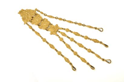 CHATELAINE en laiton doré à quatre maillons...