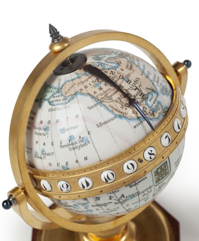 GLOBE terrestre mécanisé portant le logo...